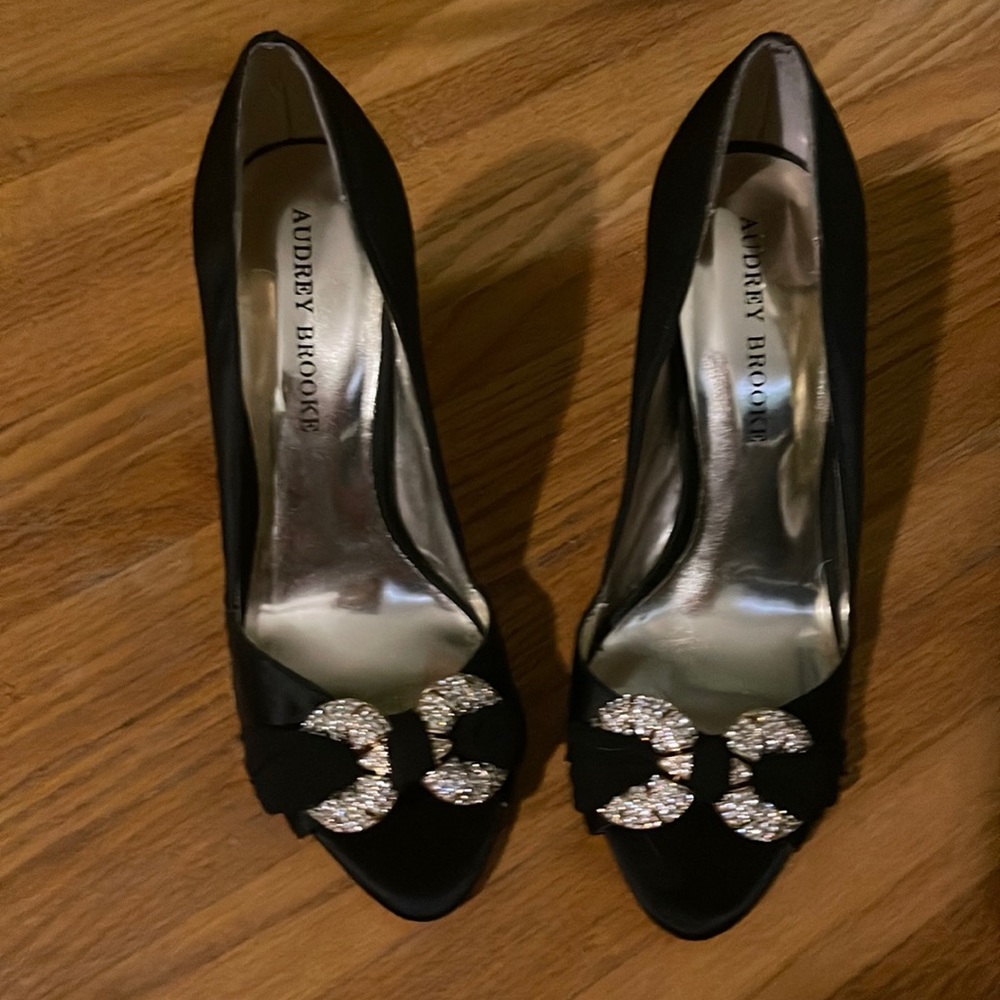 Audrey Brooke High Heels